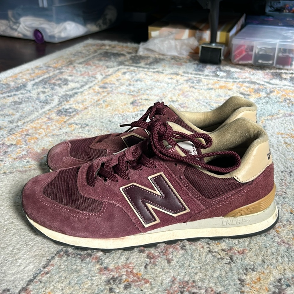 New Balance classic 574 sneakers Men US size 9.5
